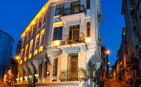 St Moscow Taksim By Emmy